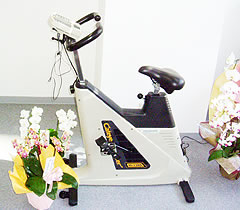 キャットアイエルゴサイザーEC-1200自転車訓練器｜有酸素運動｜青山しぶや整骨院（渋谷区）